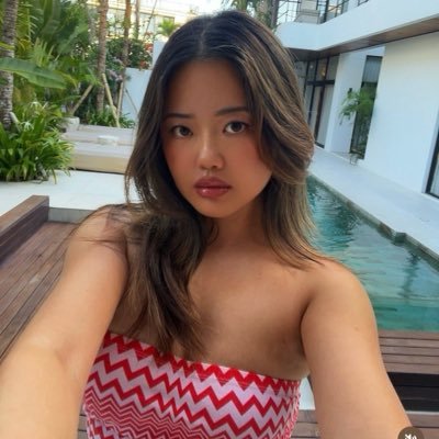 sutton_xyz's profile picture. 