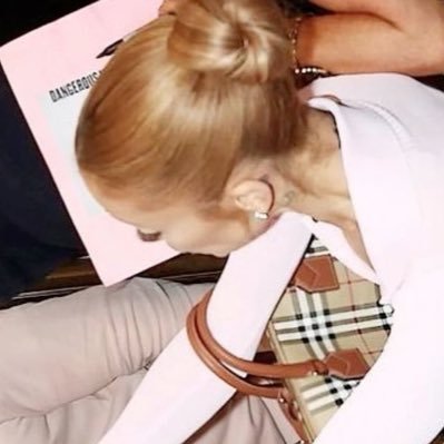 glindangel's profile picture. ♡