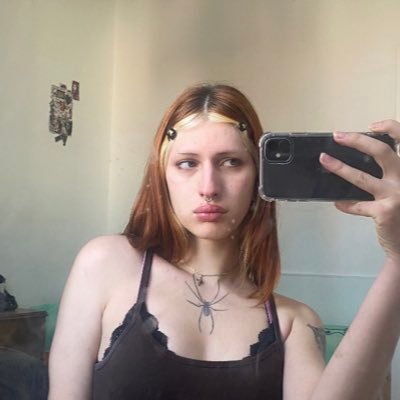 unholylolii's profile picture. chascomus princess