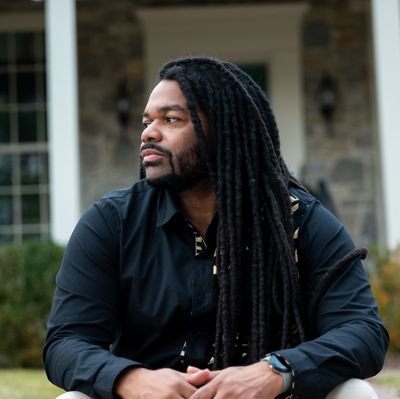 Ismael_BBM_NYK's profile picture. Journalist: #Boxing | #FilmCritic | #Knicks | #NewYorkForever
Pending: Prohibition era nonfiction Mafia book. 
Member:  @TheAstraAwards @TBRBoard @boxingwriters