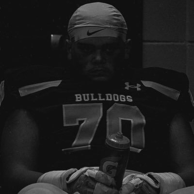 drewrenteria0's profile picture. #70 | 6’0 | 250 DE,DT,N,C,OG,LS | C/O 2026 | 3.6 GPA | Venus High school, TX | 4a | 📲 469 - 261 - 6080 | drew08renter@gmail.com