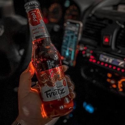 Ye_o_0's profile picture. من لم يكن نورًا لنفسه لن تسعفه كل أضواء المدينة •