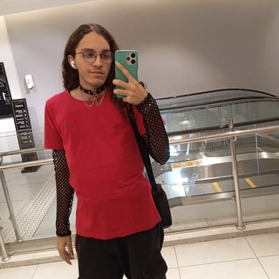 Eu_alexiis's profile picture. Wishing on dandelions all of the time
Praying to God that one day you'll be mine - Ruth B