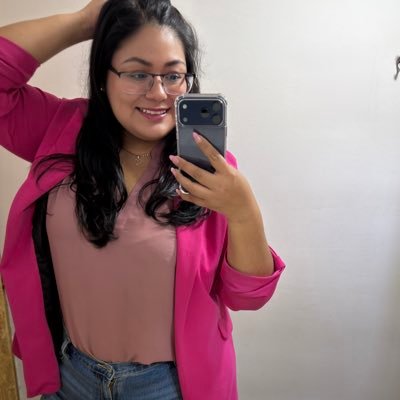 _patty_hv's profile picture. México lindo y querido || Leirista || Nominista || Tuiter es mi diario.