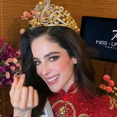 SamanthaDarbal's profile picture. 𝙸  𝚍𝚘𝚗'𝚝  𝚛𝚎𝚊𝚕𝚕𝚢  𝚌𝚊𝚛𝚎  𝚒𝚏  𝚝𝚑𝚎𝚢  𝚕𝚊𝚋𝚎𝚕 
 𝚖𝚎  𝚊  𝙹𝚎𝚜𝚞𝚜  𝚏𝚛𝚎𝚊𝚔 ✞
𝑫𝒂𝒖𝒈𝒉𝒕𝒆𝒓 𝒐𝒇 𝒕𝒉𝒖𝒏𝒅𝒆𝒓⚡