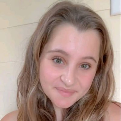 Elizabe77095413's profile picture. single