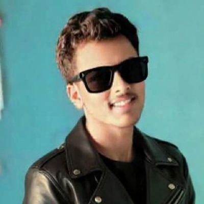 aman_dwive31769's profile picture. आज तक आप कितने बड़े लोगों को फॉलो कर चुके हों आज तक किसी ने फॉलो बैक दिया नहीं दिया ना इस लिए आप हम छोटे लोगो को फॉलो करो हम आप को फॉलो बैक भी देंगे साथ ही साथ