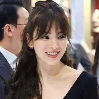 ReinWantSleep's profile picture. silly girl