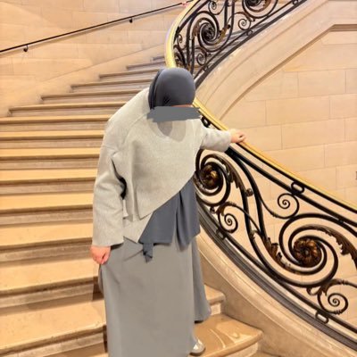 boragnos's profile picture. lolo fan account