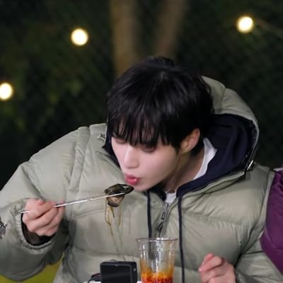 tk_yz_bw_mg_ma's profile picture. wish everything was as beautiful as my paradise