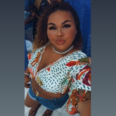 euthais_alves23's profile picture. Dona de mim 🥰✨@Flamengo ❤️🖤 23 aninhos 🙈 madrinha do Murillo 🥰💙 signo 🦂 solteiraaaa 😌🕊️