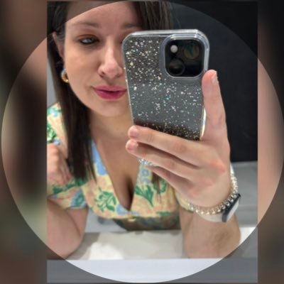 cakiekatex's profile picture. Fresh start. Flesh, Food and Feelings ✨ 34. UK. Taken. Sarcastic x