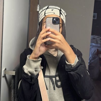 nashayy2x's profile picture. 24.