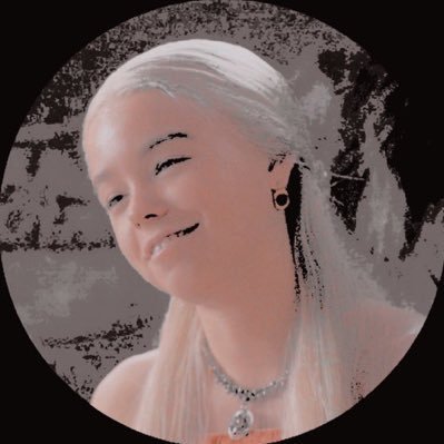 cagedtargaryen's profile picture. 