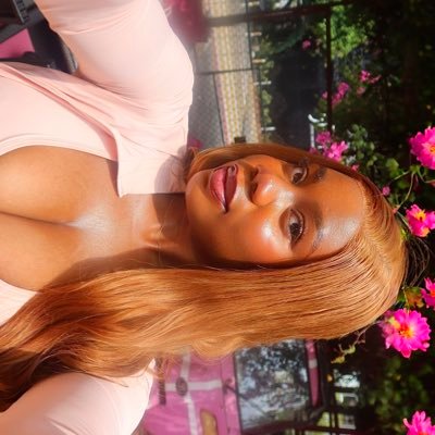 Ria_eufoRia's profile picture. Shop @thesnikaco