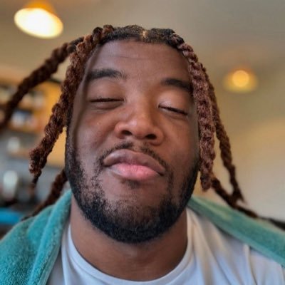 DBoi237's profile picture. Space Bully!!                                                J'trempe mes cookies dans tes larmes