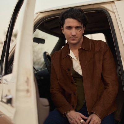 Drakemiliganoff's profile picture. Texan. Country Music & The Outdoors. Hear my brand new album Tumbleweed, out now!