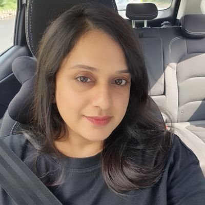 namratas_w's profile picture. Cat pretending to be human. I try to manage hospitals and humans in it.