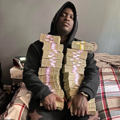 justzoey's profile picture. 