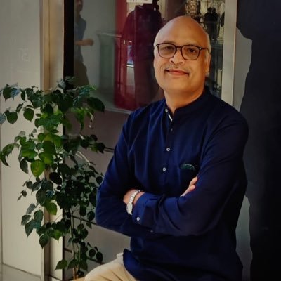 semeerc's profile picture. पत्रकार और लेखक. Ex- इंडिया टुडे, राजस्थान पत्रिका. पीएम ऑफिस, देश की संसद, बीजेपी और संघ की दो दशक रिपोर्टिंग. राजनीति पर पाँच किताबें प्रकाशित.