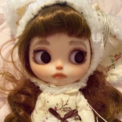 roryvlr's profile picture. nerd jogador de valorant no corpo de uma diva