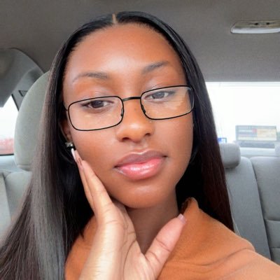 _AdoreDeeXO's profile picture. 