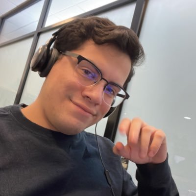 humbertosaurio's profile picture. A🤍 12/01 - ∞ || 💙❤️🤍 2024 NFL MVP fan account #BillsMafia