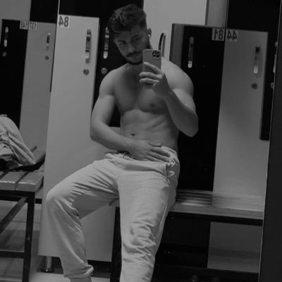 tunaaasss's profile picture. Meü