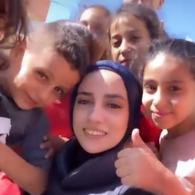 RouqaDoaa864's profile picture. Award winning journalist and Aut 📍🎙️ Gaza,🇵🇸hello from my heart to you. I tweet for a living. No, I do that to feed the trolls. BDS #FreePalestine 🇵🇸🇵🇸