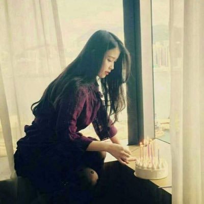 mieuyil's profile picture. - iu cc / part-time sujeong colector