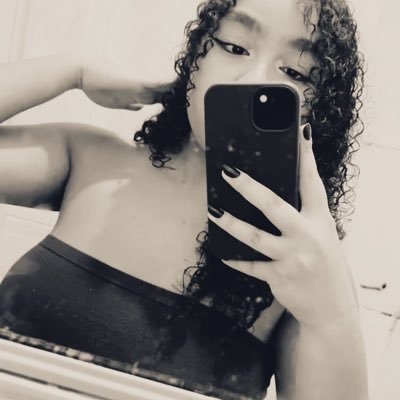 bella 🧘🏻‍♀️ Profile