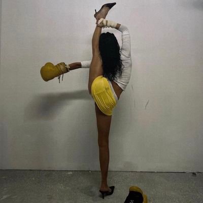 eusexuar's profile picture. ॱ˙ ˙ॱ⋅ 𝄞 altar ♱ electronica 𝄞 . ˳ ˳ .