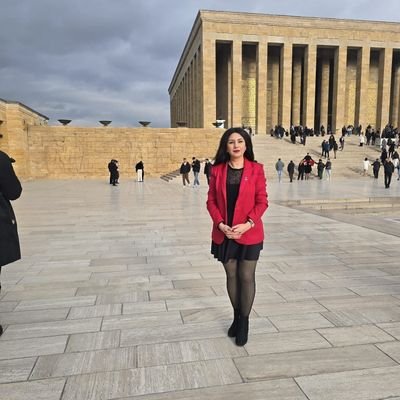 CansiOzlem's profile picture. 🇹🇷Sadece Atatürk sadece Vatan 🔥🇹🇷͜͜͡͡✯🔥

“Satranç gerçek bir hayat gibidir..

Zihnim bu şehirden, bu devirden çok uzakta.