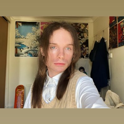 Tenakura's profile picture. Gaming YouTuber. Lover of Resident evil, Final fantasy, Zelda, Dark souls. ✨🏳️‍🌈 He/Him