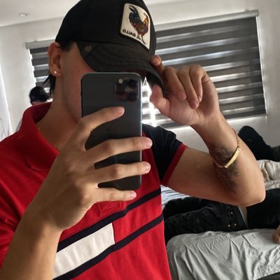 Miki_Gzz12's profile picture. 