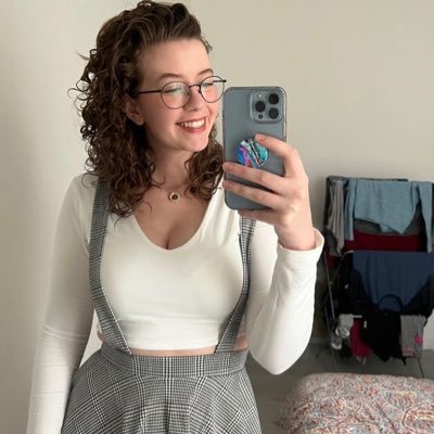 HOOLLAAMMYY's profile picture. smile it’s contagious