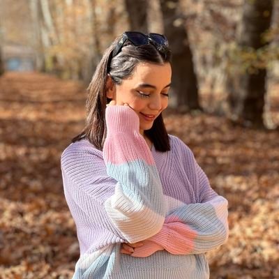 parande_abi1's profile picture. نوشتن،تنها راه نجات است