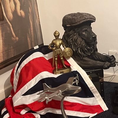 fagin_mr's profile picture. FAR RIGHT thug apparently !! Buyer of anything off the back of a lorry, if it’s CHEAP!!! Trump2025  never ever comply- Berm on sea. Millwall 🦁