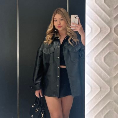 fercoronam_'s profile picture. 24