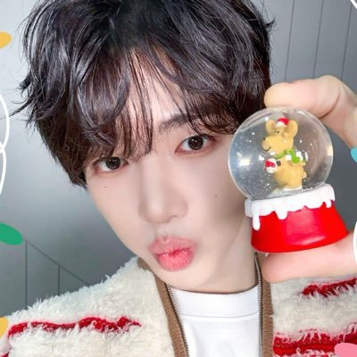 bamgyusmoa's profile picture. im the only moarose ever
