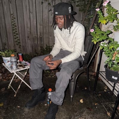 StudewoodJB's profile picture. see you at the top