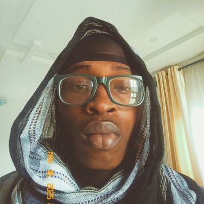 NikoPariss's profile picture. artist