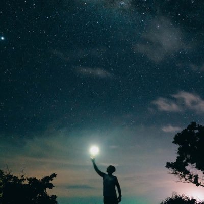 ChaVandreas5544's profile picture. 💭