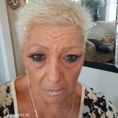 indigo_lea66876's profile picture. PECULIAR