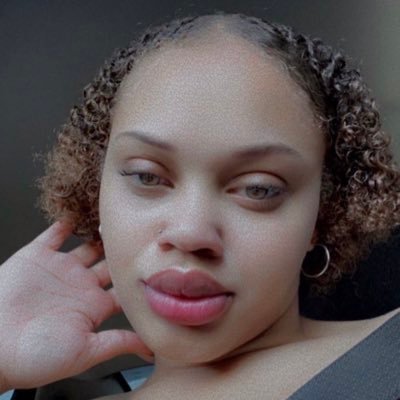 Alexialynn0283's profile picture. 