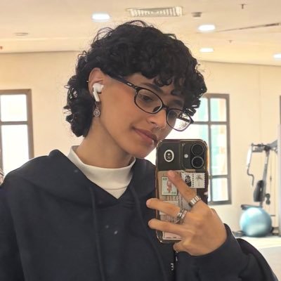 _i2sam's profile picture. 