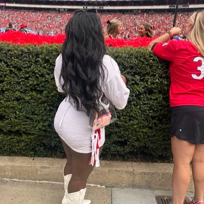 saayyouloveme's profile picture. 23 she/her• pls get help… you need it desperately