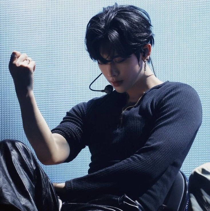 xixiahlv's profile picture. 