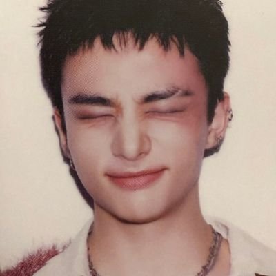 hyunwfs's profile picture. ❕️- welcome to our cinema