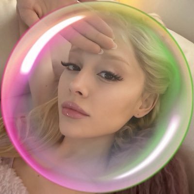 haileysneedy's profile picture. i feel it all, i feel everything ೀ⋆⑅˚ #1 obvious stan